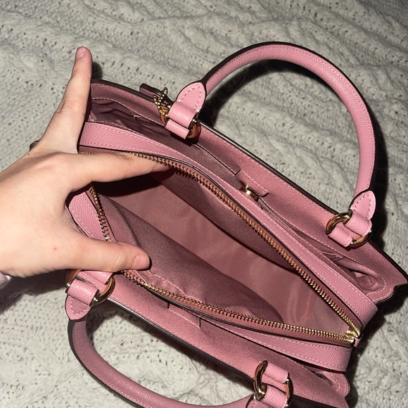 Brand New Coach Lillie Carryall - Picture 14 of 16